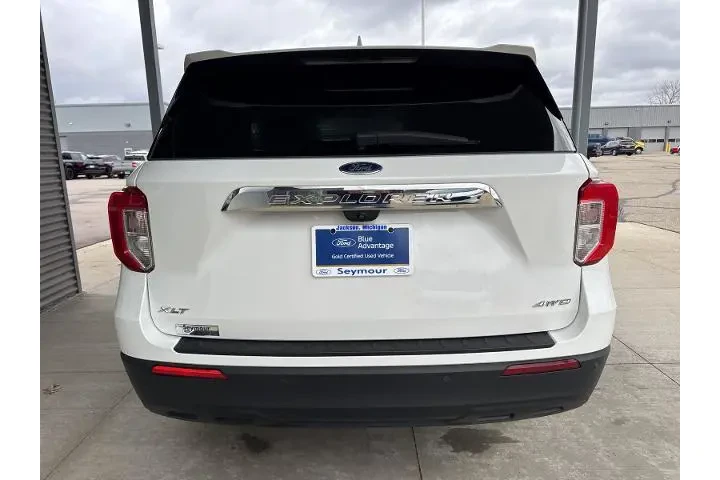 $31900 : Ford Explorer 2023 AWD XLT 4 image 7