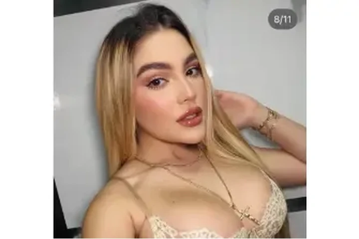 213-915-7428 image 1