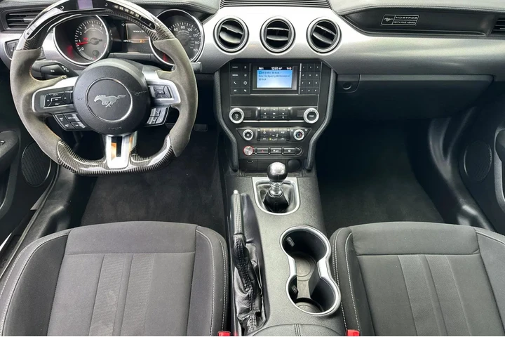 $31900 : Ford Mustang 2020 GT 2dr Fas image 6