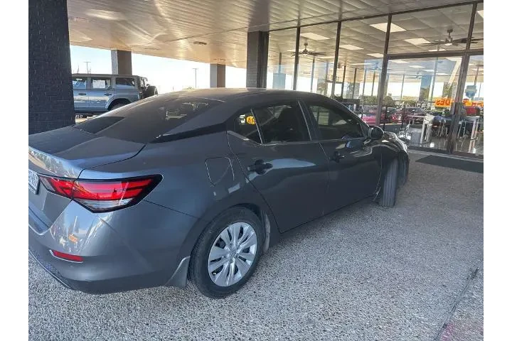 $17553 : Nissan Sentra 2024 S 4dr Sed image 5