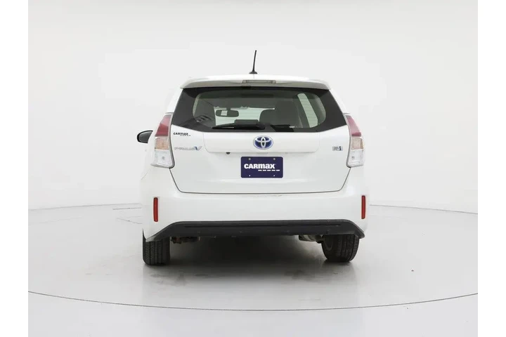 $21998 : Toyota Prius v 2015 Four 4dr image 6