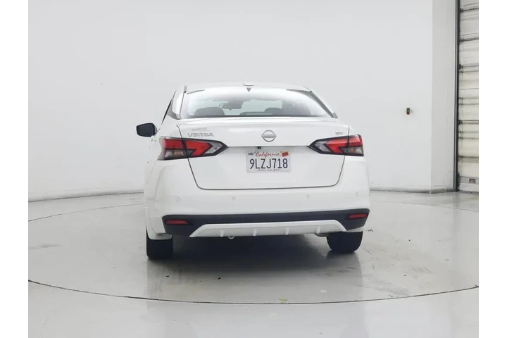 $17998 : Nissan Versa 2024 SV 4dr Sed image 6