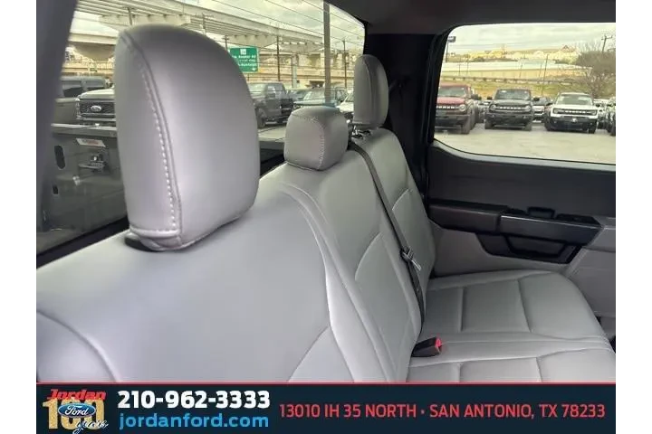 $25599 : Ford F-150 2021 4x4 XL 4dr S image 9