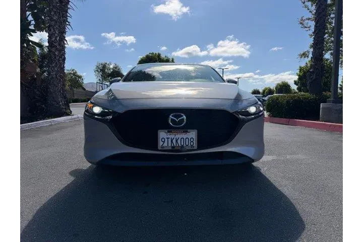 $19744 : Mazda Mazda3 Hatchback 2023 image 4
