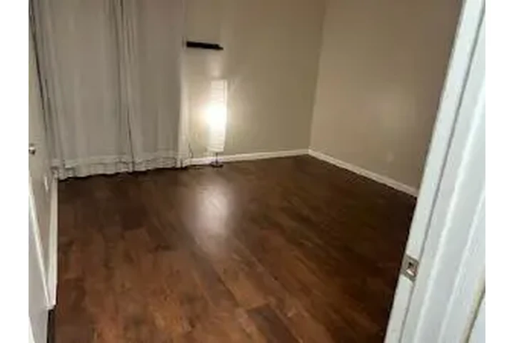 $2200 : RENTO CONDO EN LOMA LINDA image 7