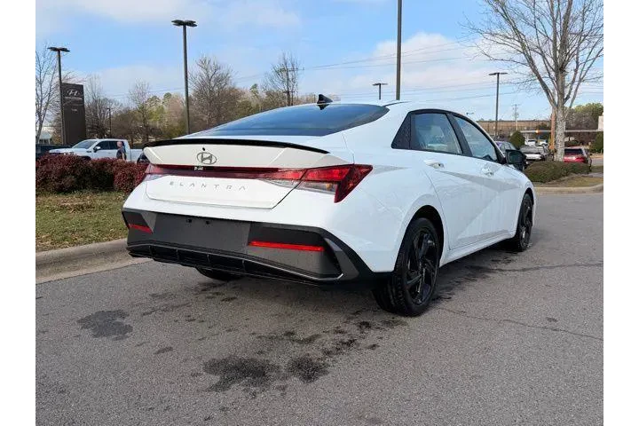 $23341 : Hyundai ELANTRA 2026 SEL Spo image 7