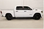 $39500 : Ram 1500 2023 4x4 Big Horn 4 thumbnail