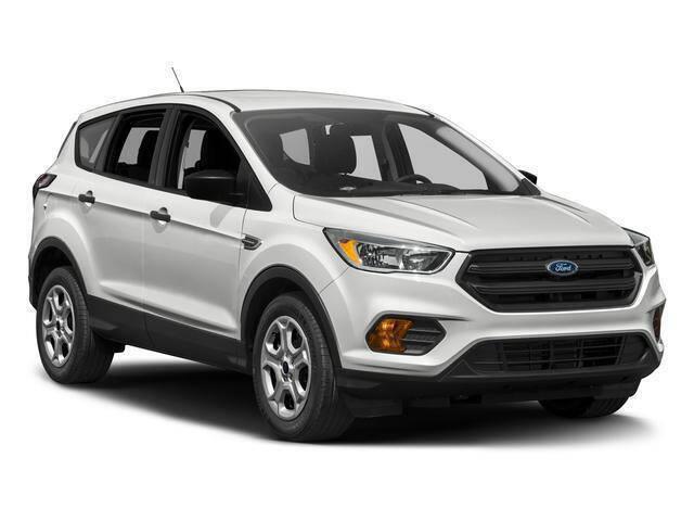 2017 Escape SE image 7