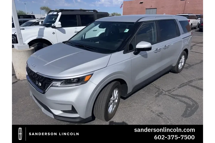$33998 : Kia Carnival 2023 LX 4dr Min image 1