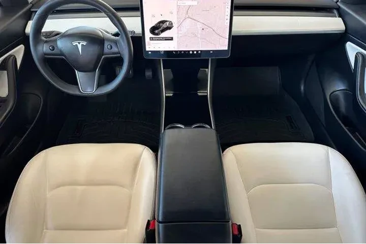 $18900 : Tesla Model 3 2020 Standard image 6