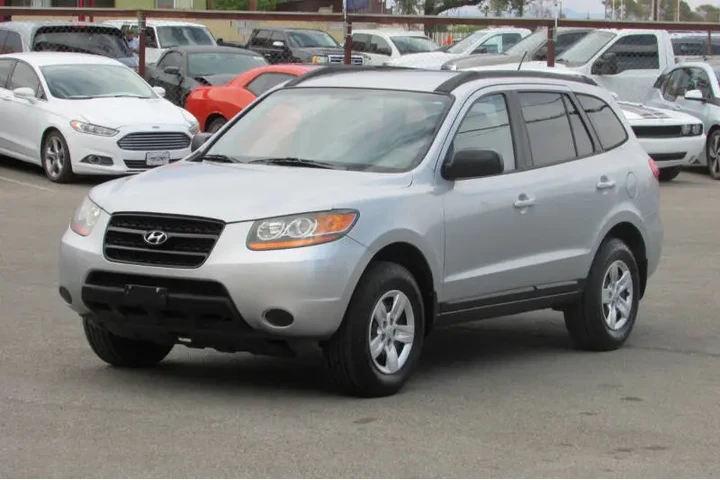 $7995 : 2009 Santa Fe GLS image 1