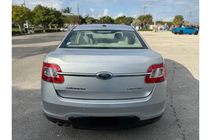 $8995 : 2010 Taurus Limited image 7
