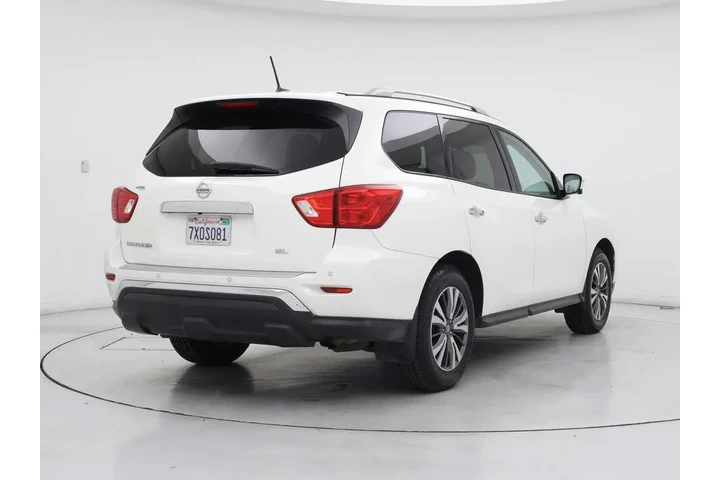 $17998 : Nissan Pathfinder 2017 SL 4d image 8