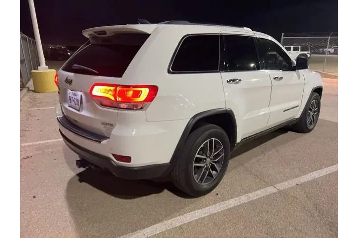 $15991 : Jeep Grand Cherokee 2017 4x4 image 2