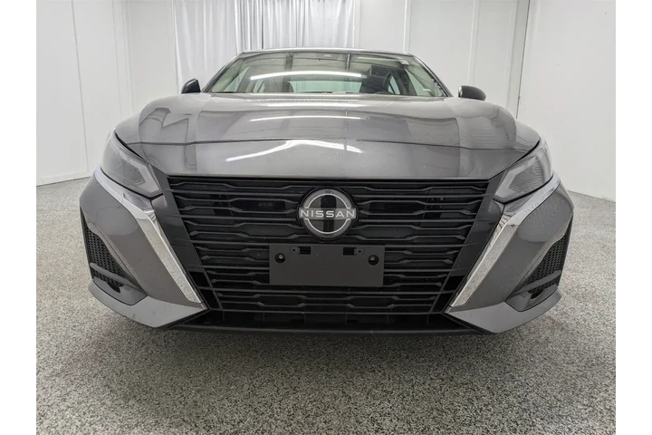 $21897 : Nissan Altima 2024 2.5 SV 4d image 8