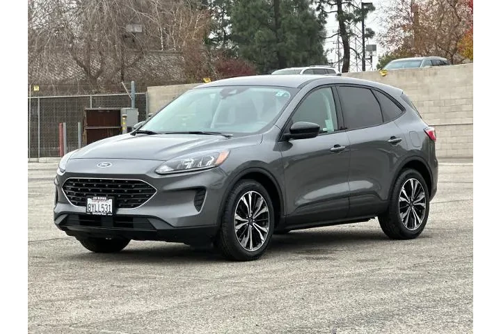 $20950 : Ford Escape 2022 SE 4dr SUV image 8