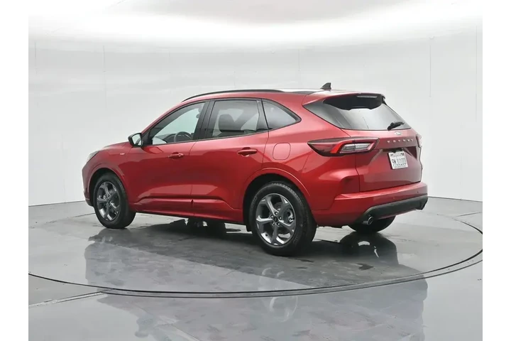 $24305 : Ford Escape 2024 ST-Line 4dr image 7