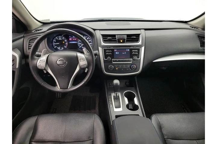 $11998 : Nissan Altima 2017 2.5 SR 4d image 9