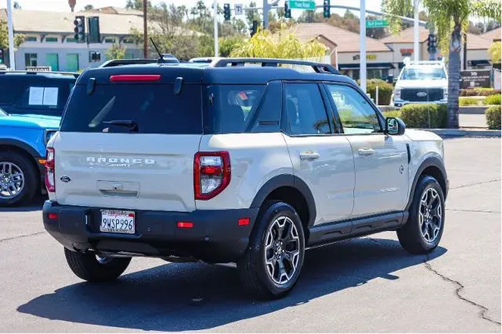 $37933 : Ford Bronco Sport 2025 AWD O image 4