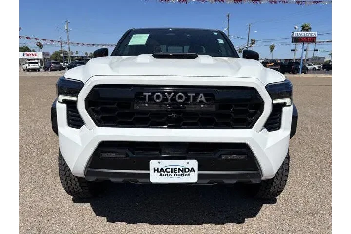 $64788 : 2025 Tacoma image 7