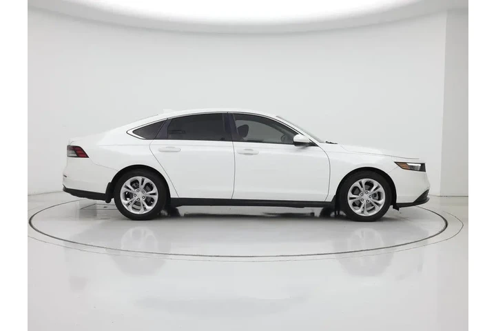 $22998 : Honda Accord 2023 LX 4dr Sed image 7