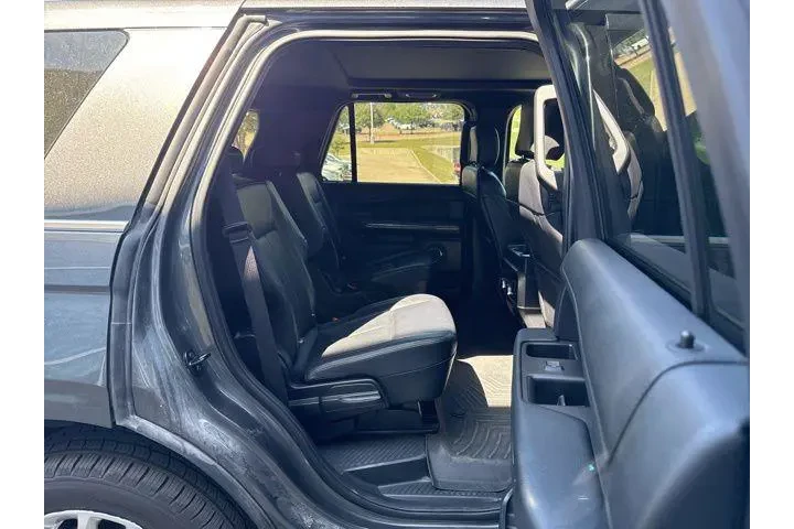 $23988 : Ford Expedition 2020 4x2 XLT image 9