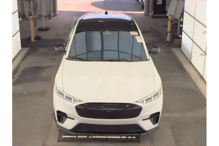 $32399 : Ford Mustang Mach-E 2023 AWD image 3