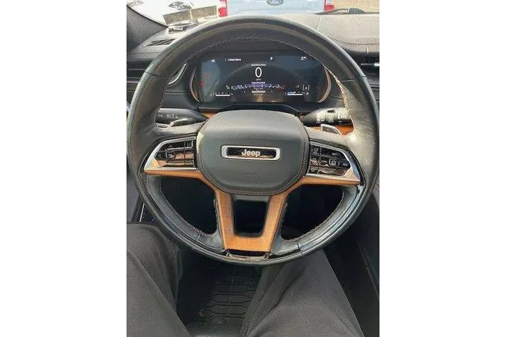 $31790 : Jeep Grand Cherokee L 2021 4 image 6