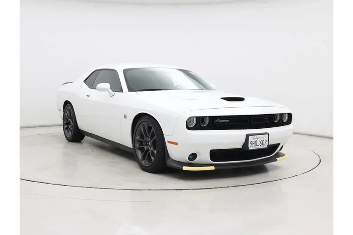 $38998 : Dodge Challenger 2022 R/T Sc image 1