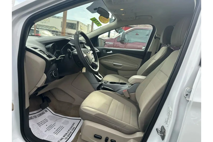 $7500 : 2015 FORD ESCAPE2015 FORD ESC image 5