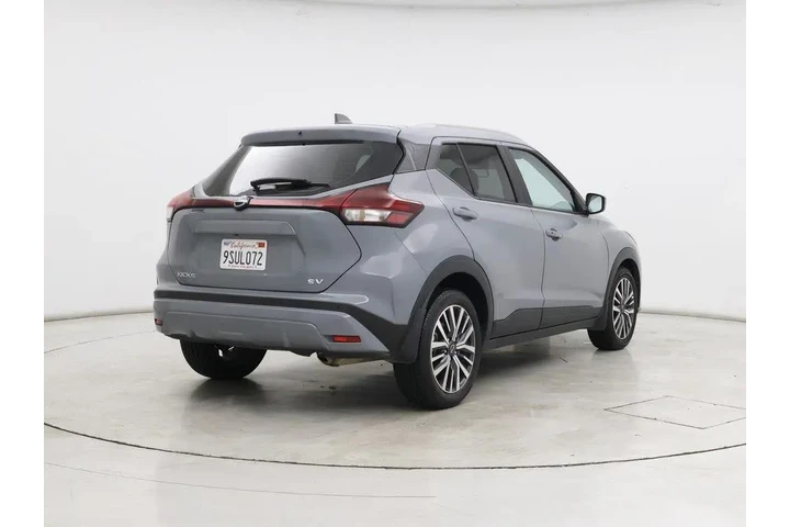 $17998 : Nissan Kicks 2023 SV 4dr Cro image 8