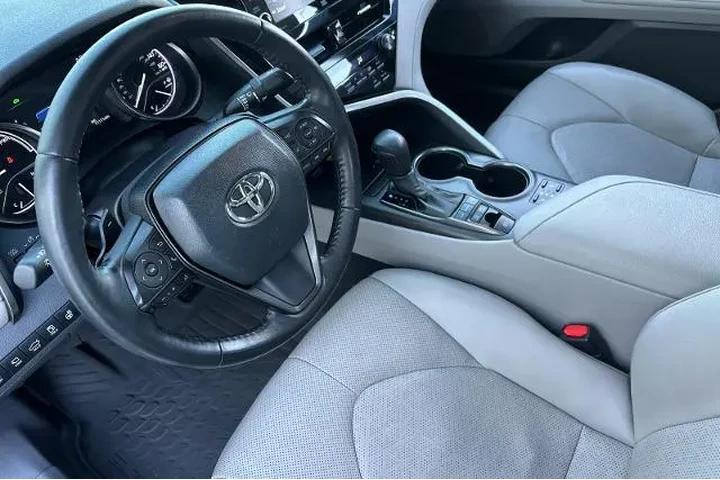 $26491 : Toyota Camry Hybrid 2022 XSE image 10