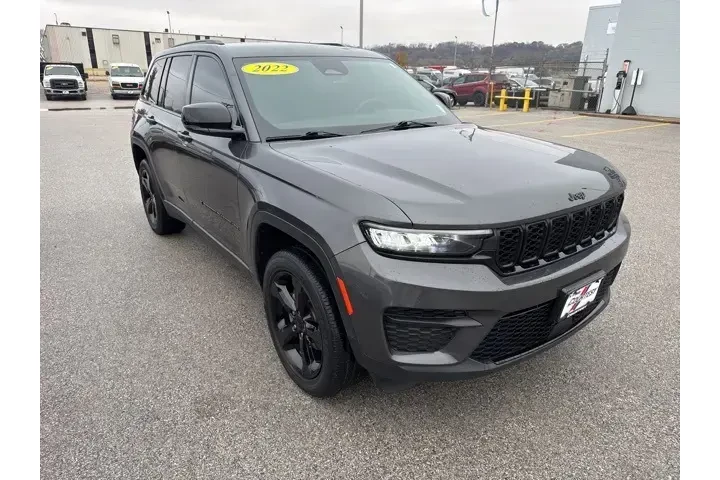 $27990 : Jeep Grand Cherokee 2022 4x4 image 7
