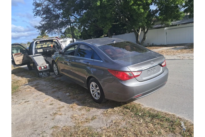 Compro JUNK CARS MIAMI HIALEAH image 2