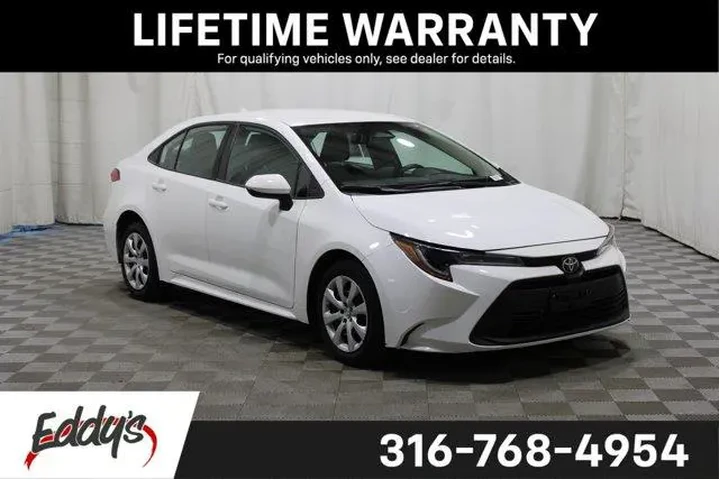 $21982 : Toyota Corolla 2023 LE 4dr S image 1