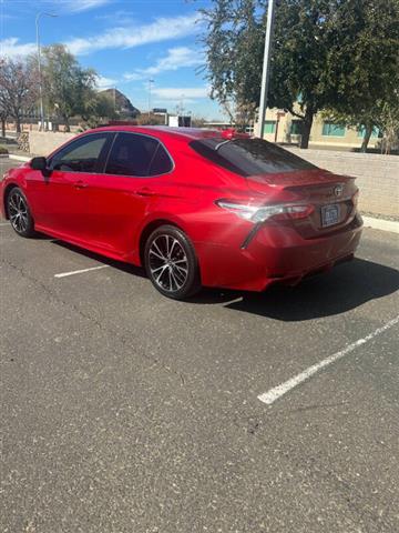 $16995 : 2019 Camry SE image 6