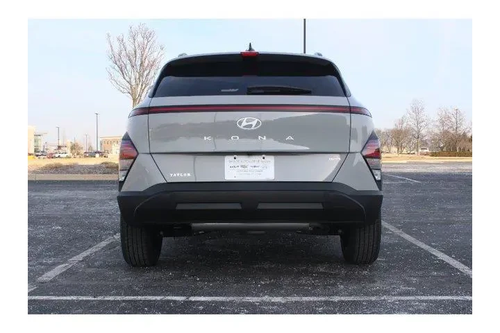 $23237 : Hyundai KONA 2024 AWD SEL 4d image 6