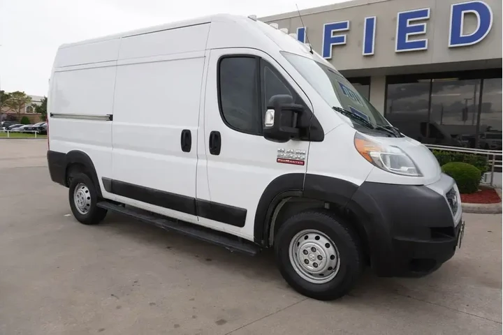 $24988 : Ram ProMaster 2019 2500 136 image 1