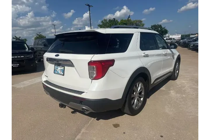 $19595 : Ford Explorer 2021 Limited 4 image 7