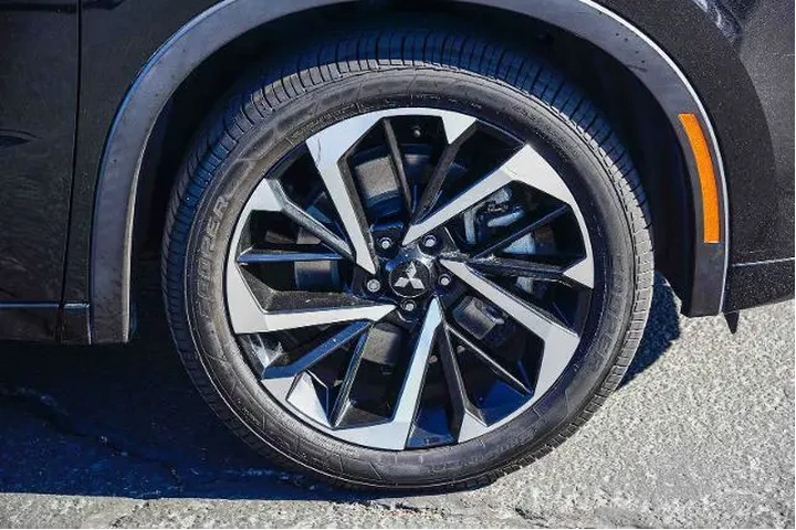 $22995 : Mitsubishi Outlander 2022 AW image 8