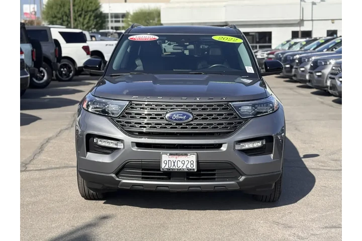 $33995 : Ford Explorer 2022 AWD XLT 4 image 4
