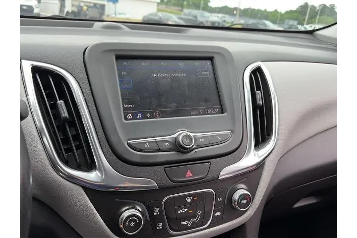 $16937 : Chevrolet Equinox 2020 LS 4d image 5