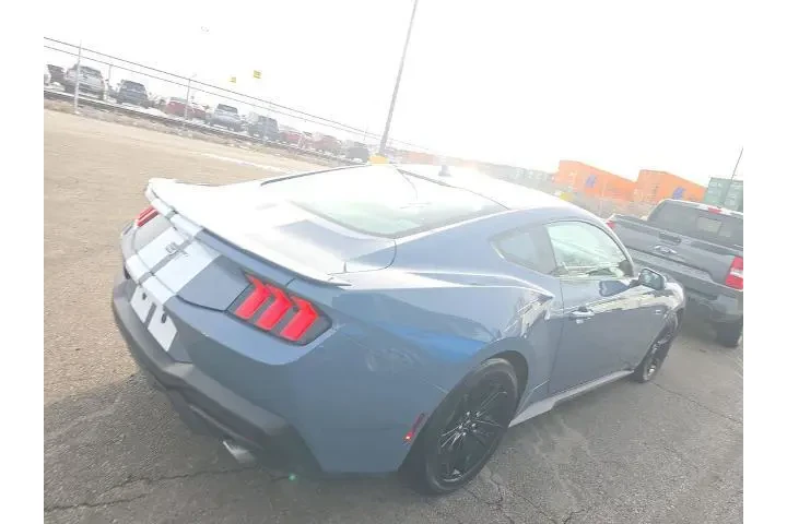 $38999 : Ford Mustang 2024 GT Premium image 4