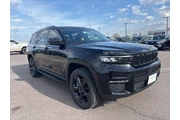 $30999 : 2022 Grand Cherokee L Limited thumbnail