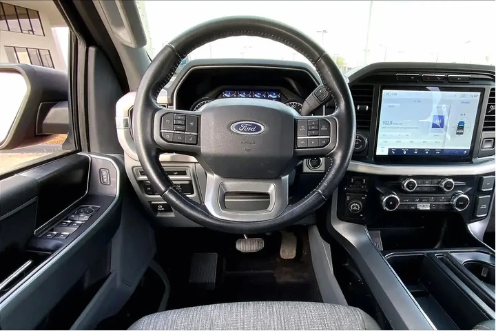 $39030 : Ford F-150 2022 4x4 Lariat 4 image 6