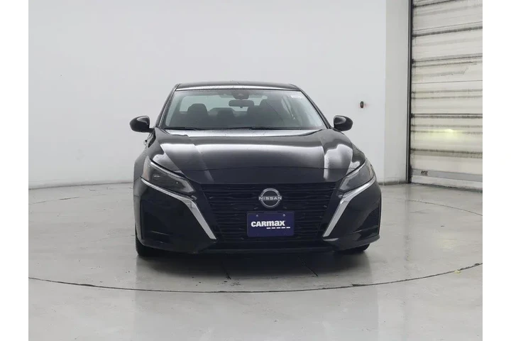 $19998 : Nissan Altima 2023 2.5 SV 4d image 5