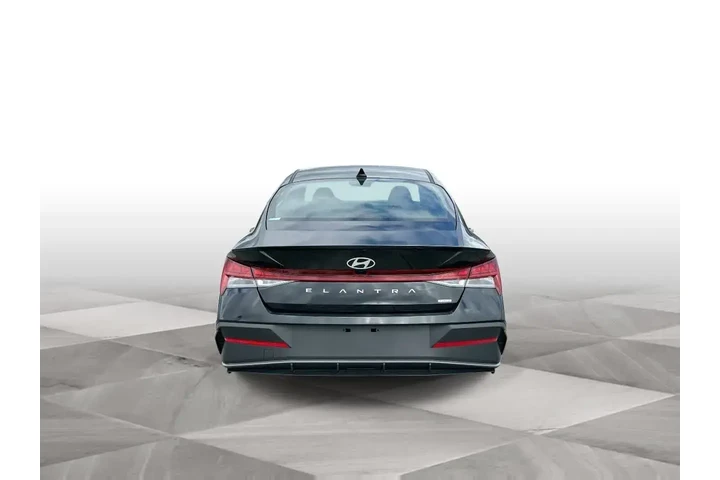 $21590 : Hyundai ELANTRA Hybrid 2025 image 7