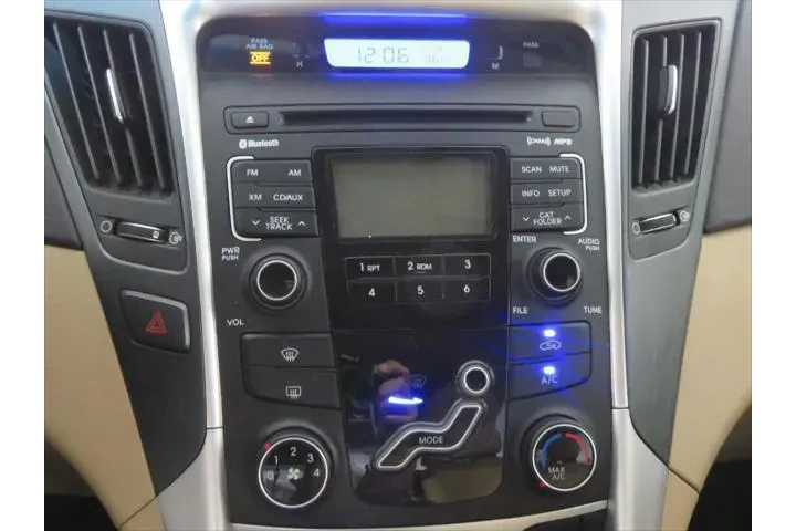 $10877 : Hyundai SONATA 2011 GLS 4dr image 9