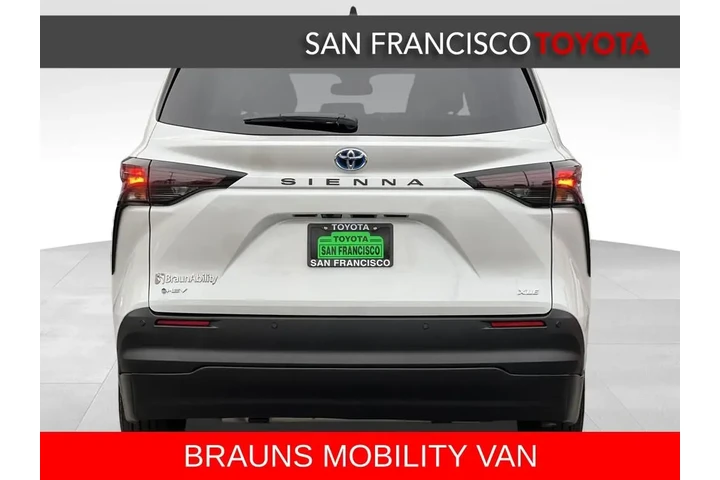 $83888 : 2025 Sienna XLE 8 Passenger image 10