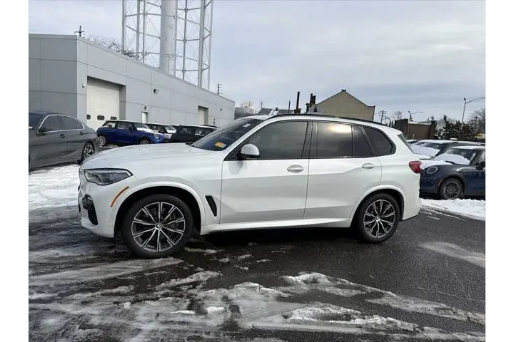 $33943 : BMW X5 2019 AWD xDrive50i 4d image 4